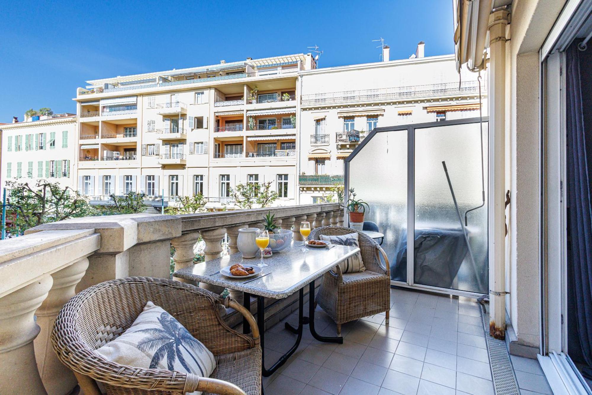 Le Victoria, Elegant T2 Au Bord Des Plages, Piscine, Sauna Menton Luaran gambar